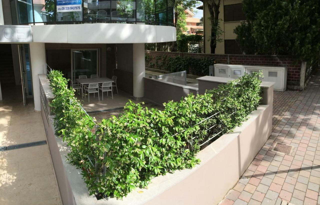 Skyresidence Lignano Sabbiadoro Exterior foto