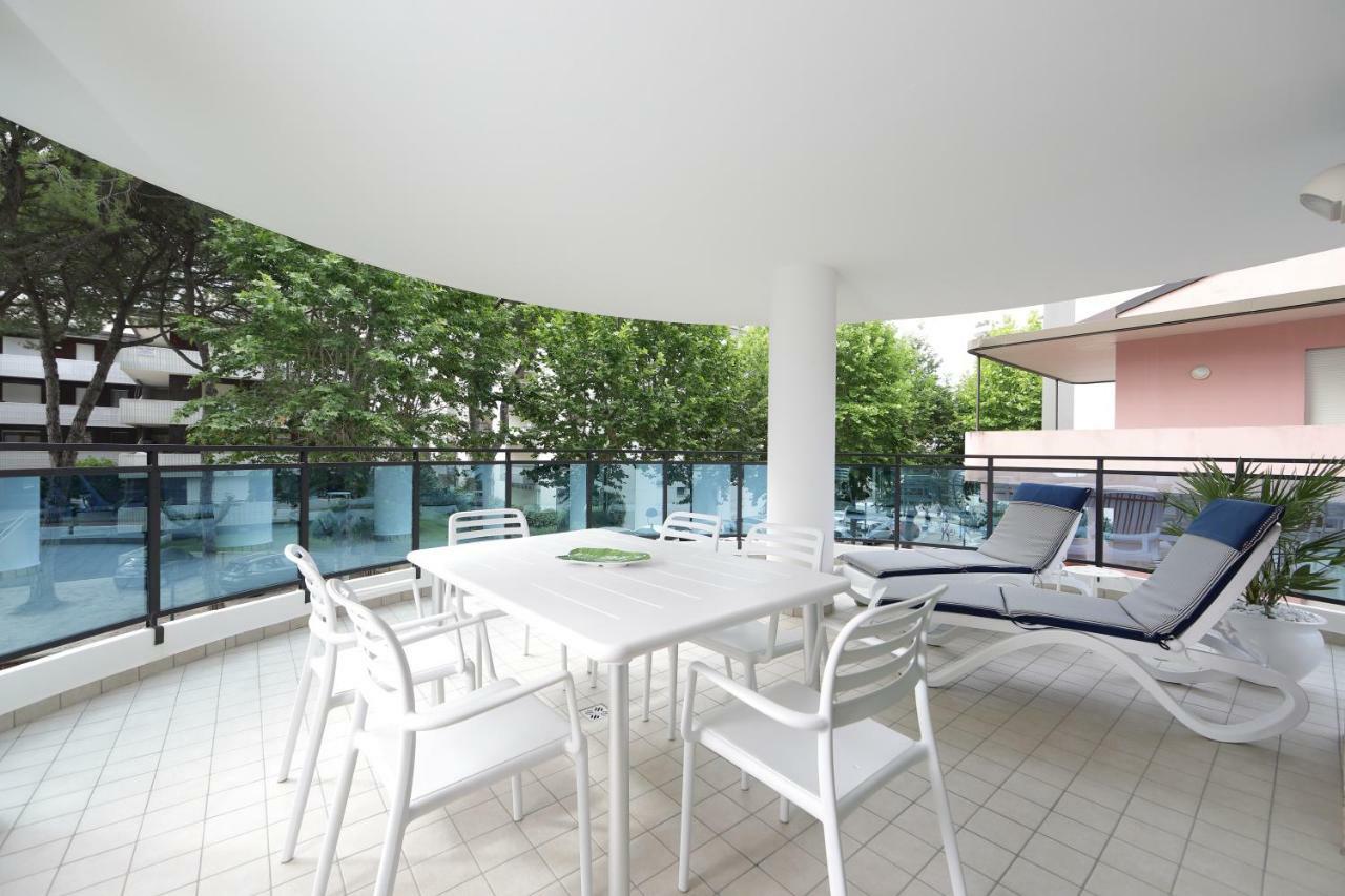 Skyresidence Lignano Sabbiadoro Exterior foto
